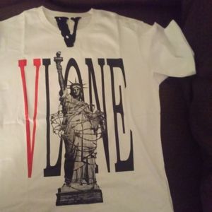 VLONE X Statue of Liberty T-shirt